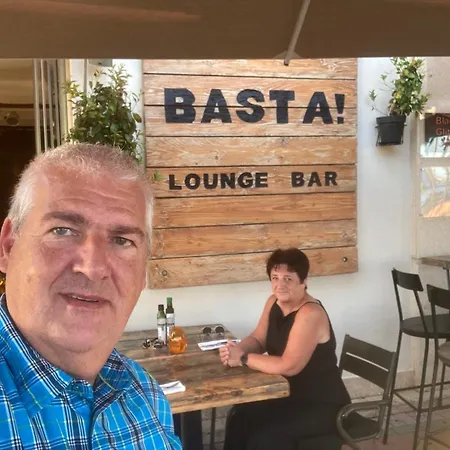 Casa Mil Suenos Bed & Breakfast 4*