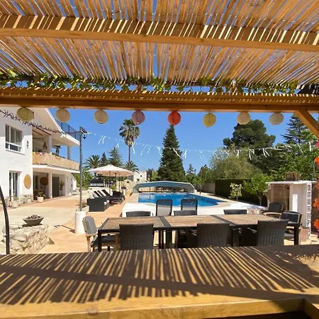 Casa Mil Suenos B&B 온티니엔트