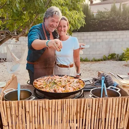 Casa Mil Suenos B&B 온티니엔트