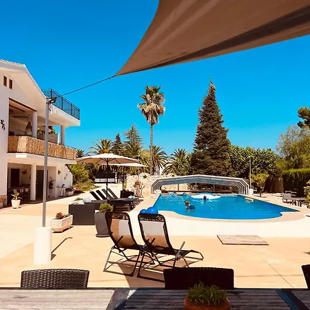 Casa Mil Suenos Bed & Breakfast