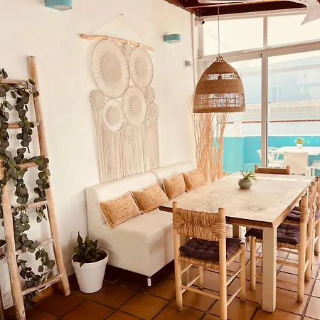 Bed & Breakfast Casa Mil Suenos 4*