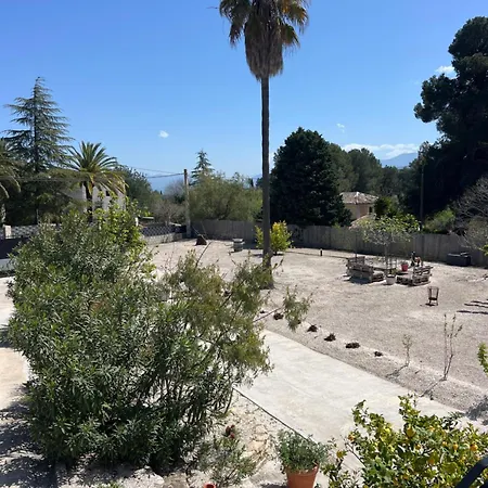 Bed & Breakfast Casa Mil Suenos Ontinyent