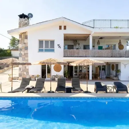 Casa Mil Suenos 4*